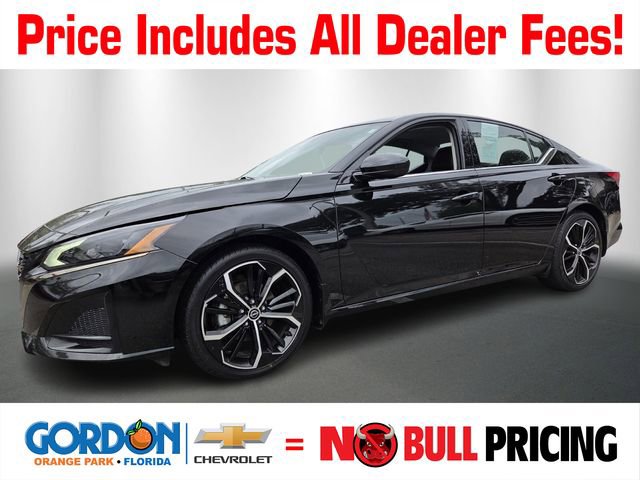 Used 2025 Nissan Altima 2.5 SR FWD image 1