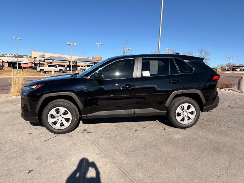 Used 2025 Toyota RAV4 LE image 4