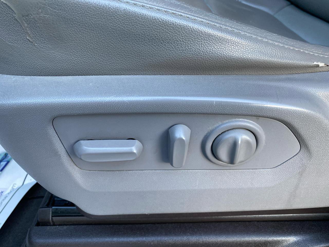 Used 2019 Chevrolet Silverado 1500 LTZ w/ LTZ Premium Package image 13