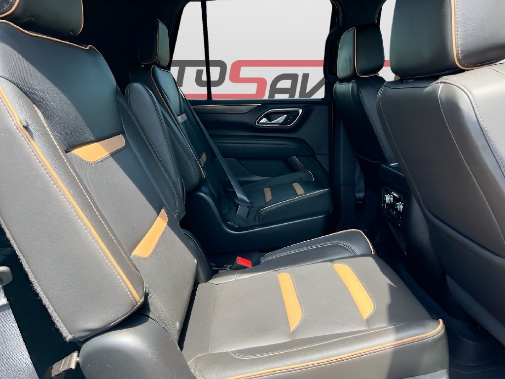 Used 2023 GMC Yukon AT4 w/ AT4 Premium Package AWD/4WD image 31