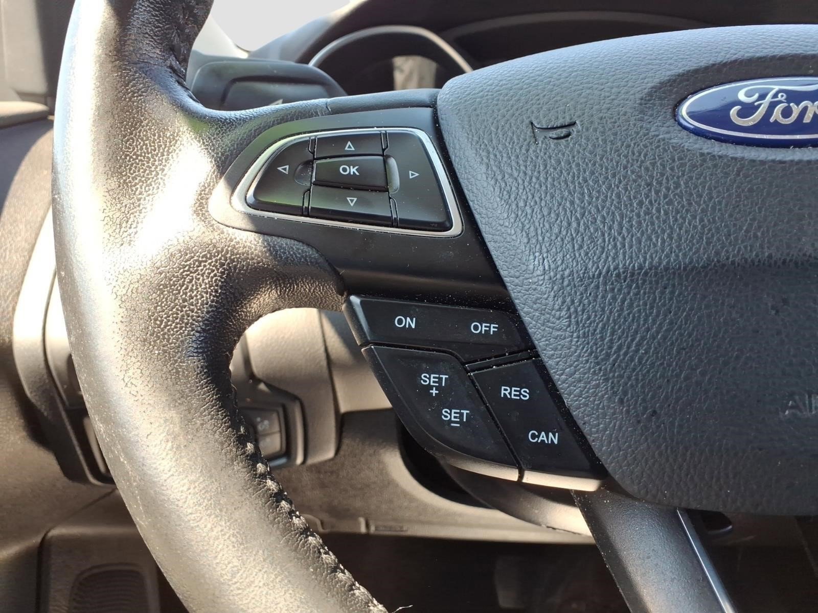 Used 2017 Ford Focus Titanium image 22