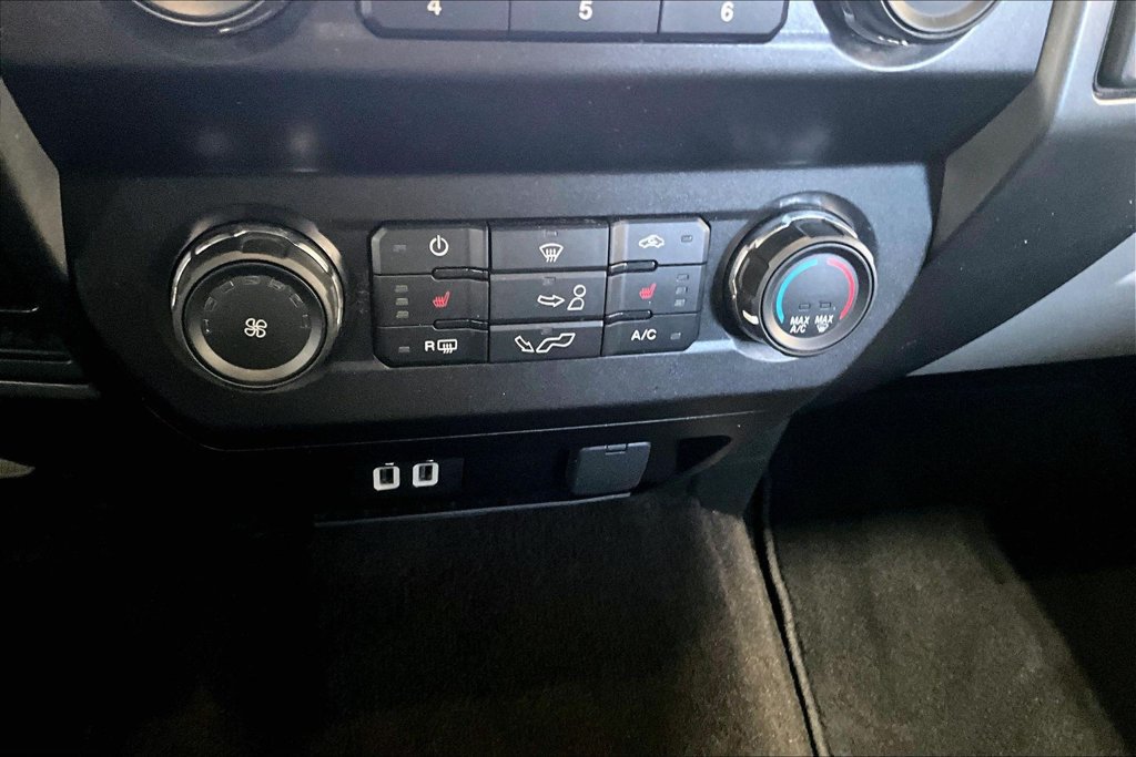 Used 2020 Ford F150 XLT w/ Equipment Group 302A Luxury AWD/4WD image 16