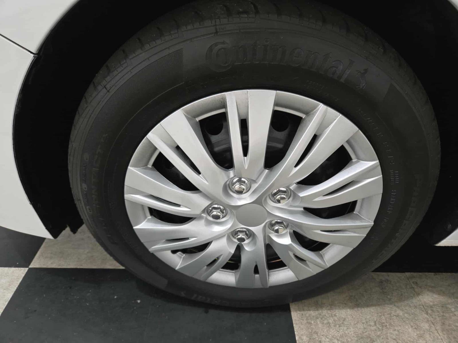 Used 2021 Hyundai Accent SE w/ Cargo Package image 38