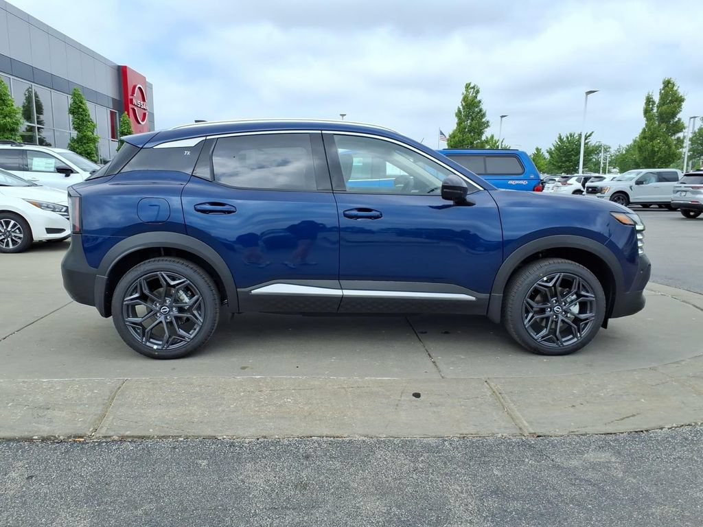 New 2026 Nissan Kicks SR w/ SR Premium Package AWD/4WD image 9