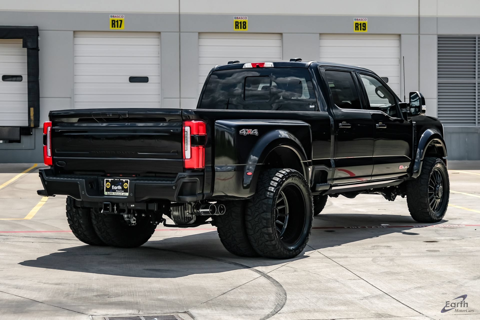 Used 2026 Ford F450 Platinum w/ Platinum Plus Package AWD/4WD image 14