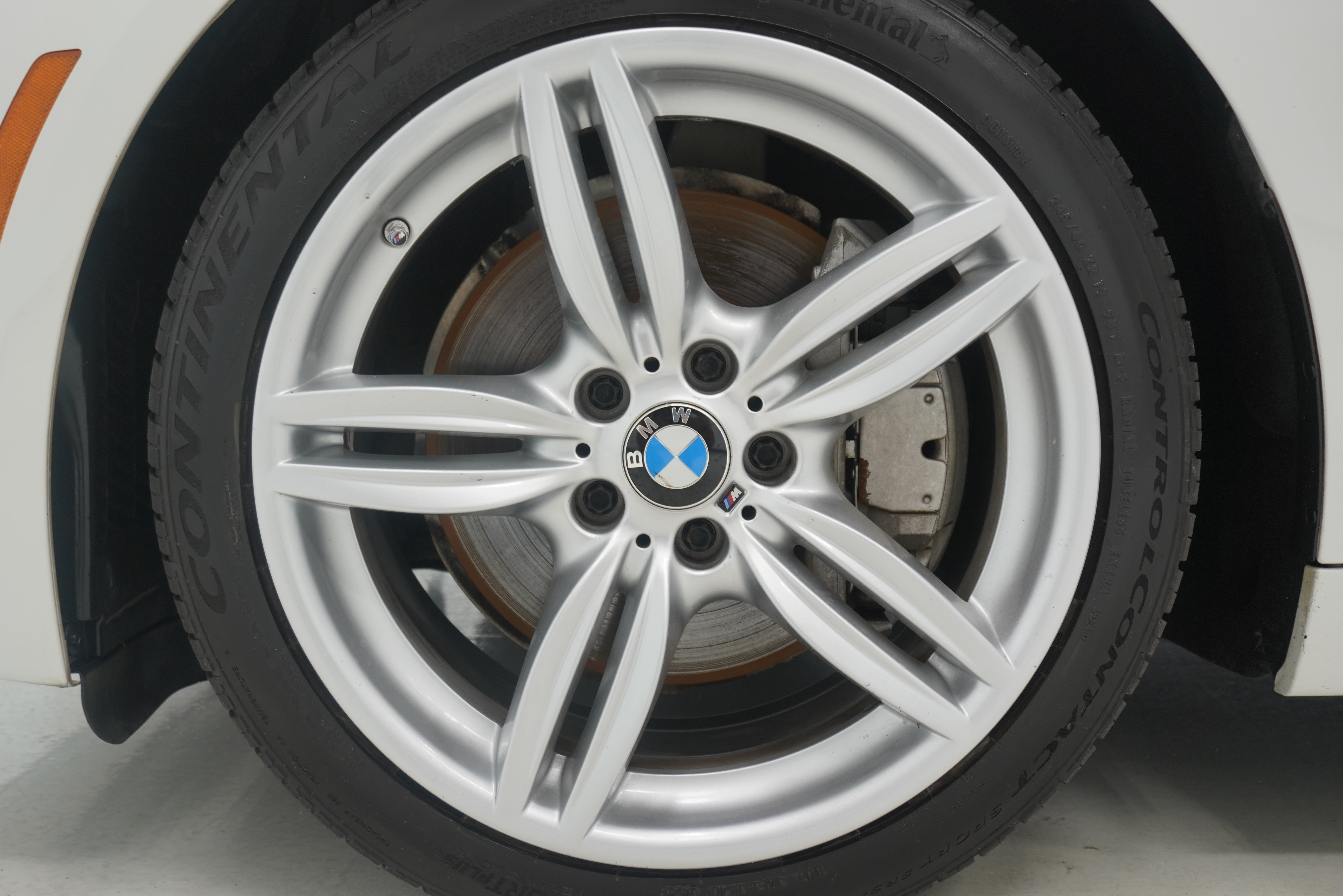 Used 2015 BMW 550i Sedan RWD image 30