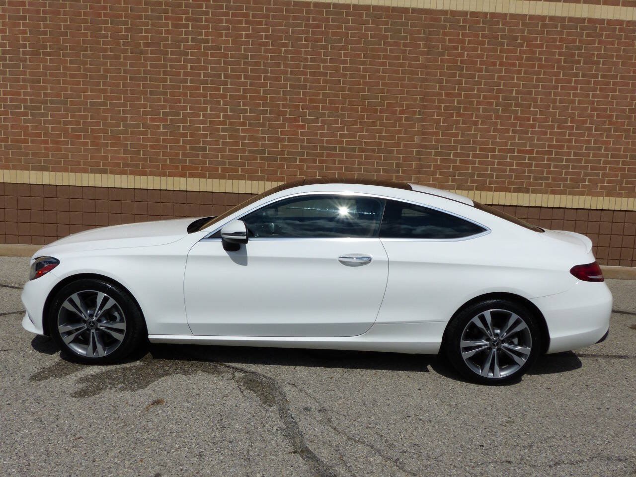 Used 2019 Mercedes-Benz C 300 Coupe image 4