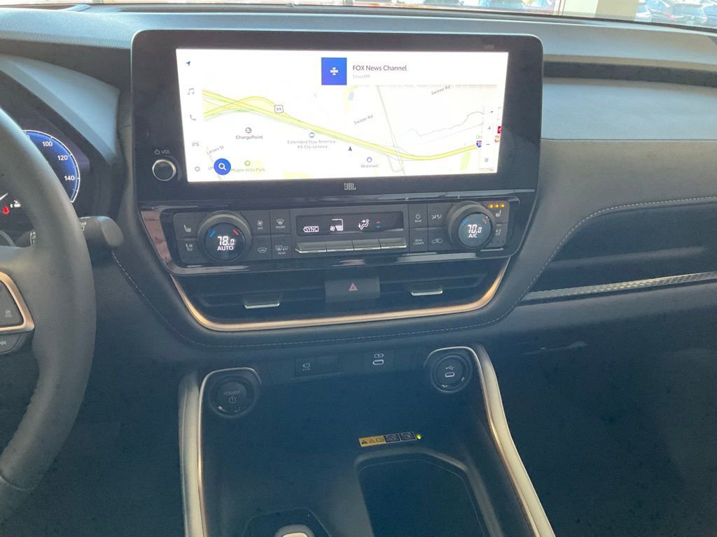 Used 2026 Toyota Grand Highlander MAX Platinum image 16