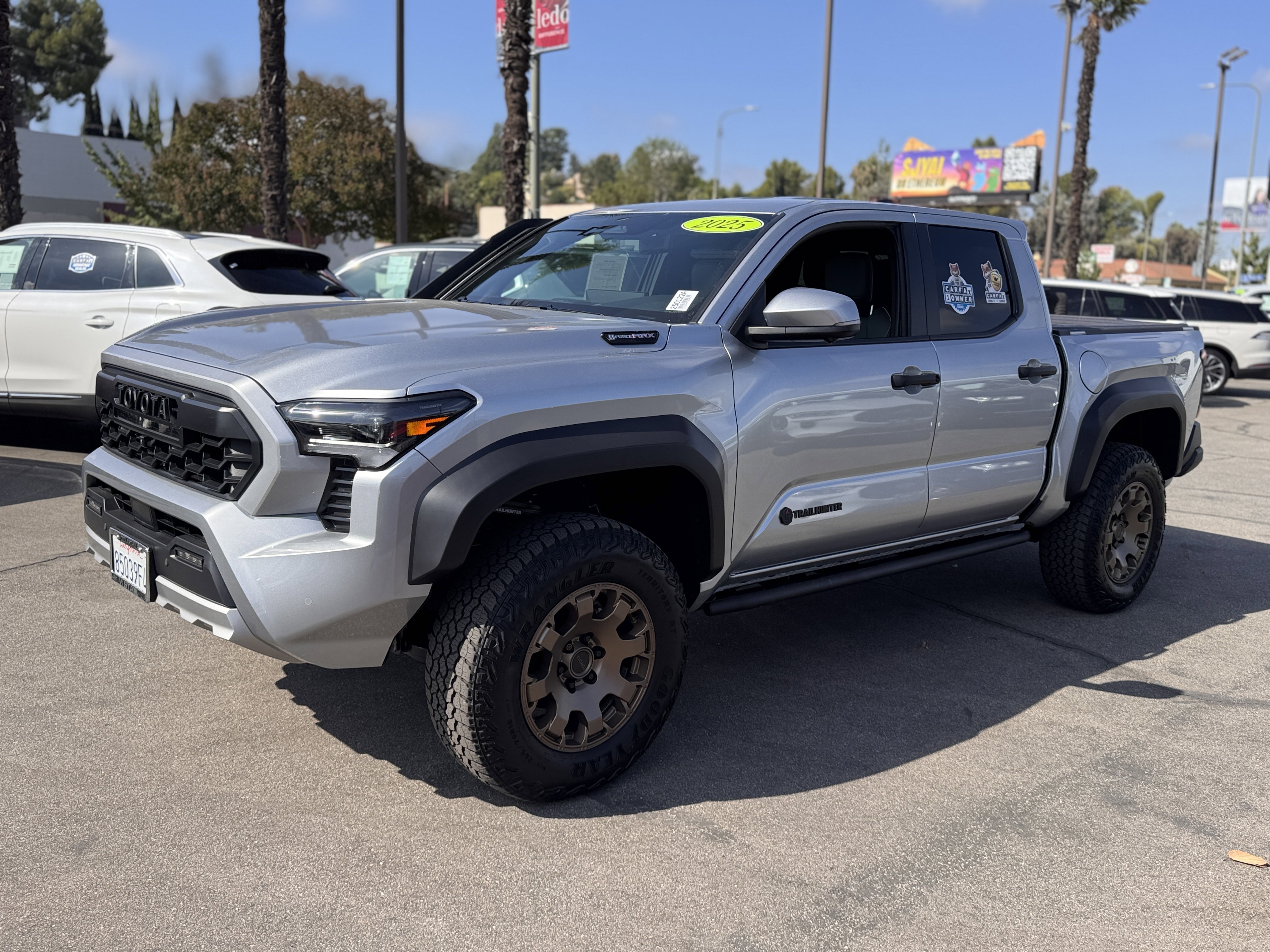 Used 2025 Toyota Tacoma 4x4 Double Cab Hybrid image 5