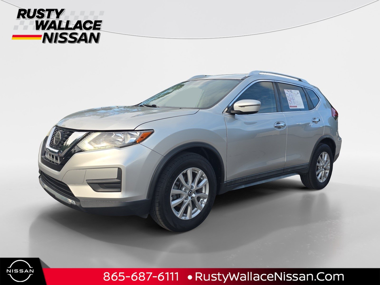 Used 2018 Nissan Rogue SV