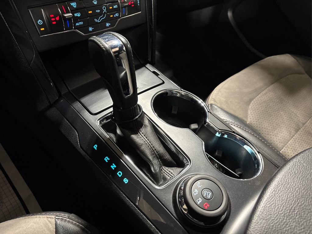 Used 2017 Ford Explorer XLT w/ Equipment Group 202A image 30