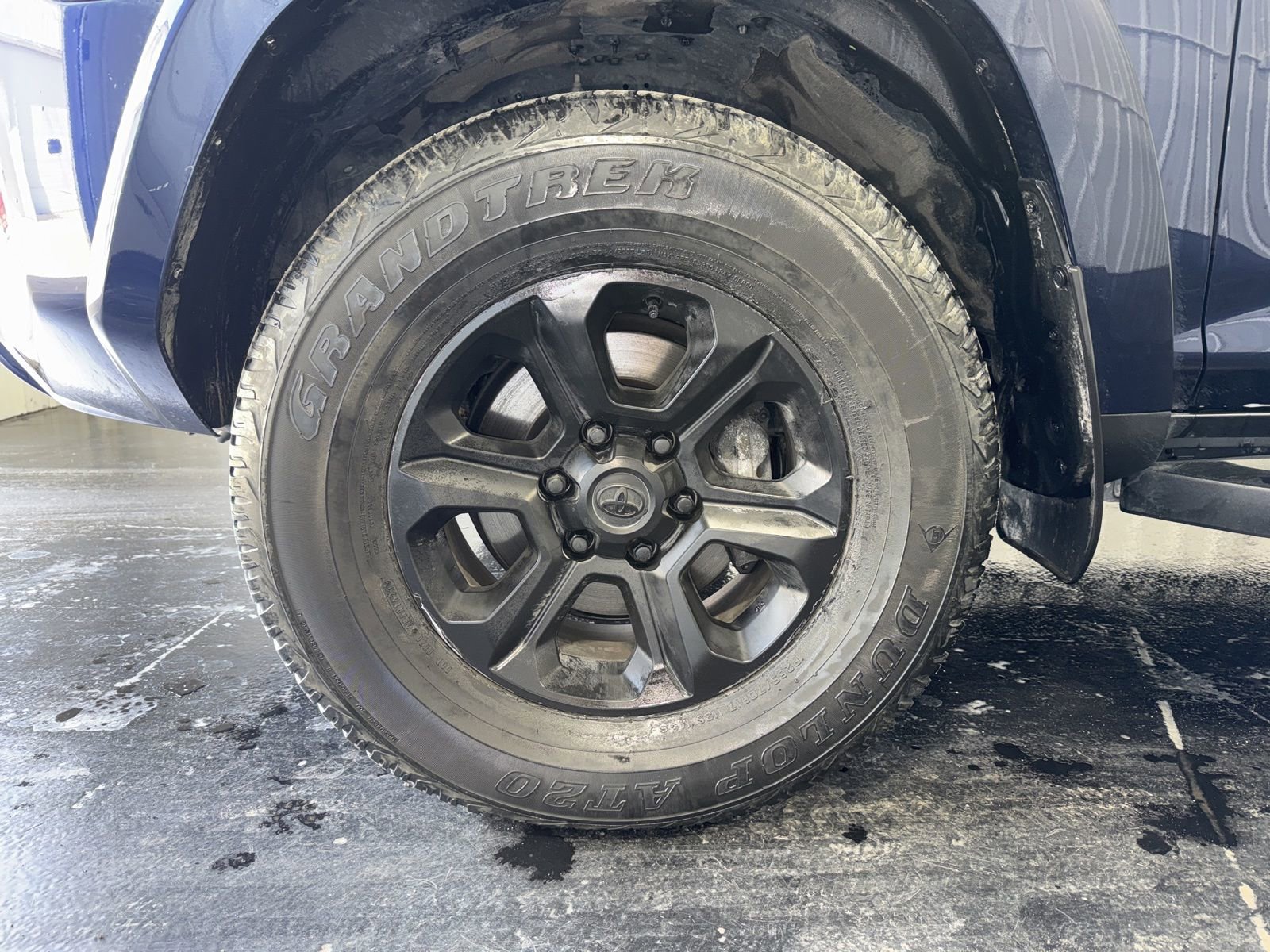 Used 2023 Toyota 4Runner SR5 Premium w/ Moonroof Package image 6