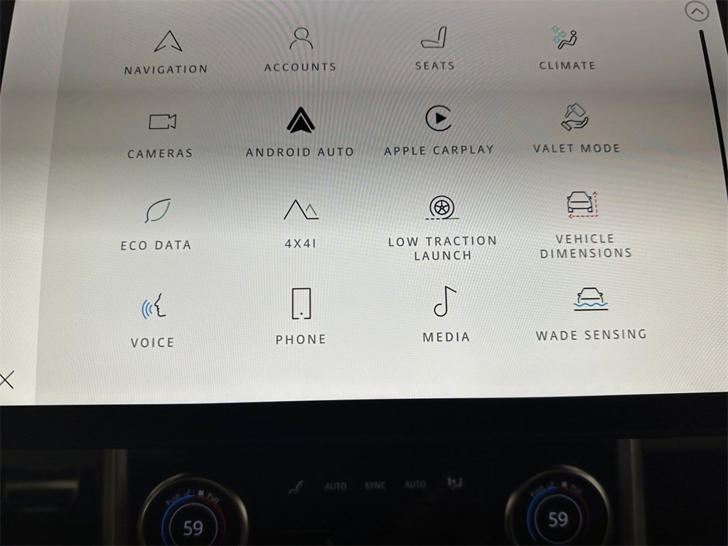 Used 2023 Land Rover Range Rover SE image 25