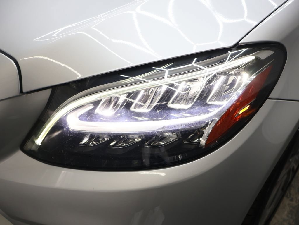 Used 2020 Mercedes-Benz C 300 4MATIC Sedan w/ Driver Assistance Package image 27