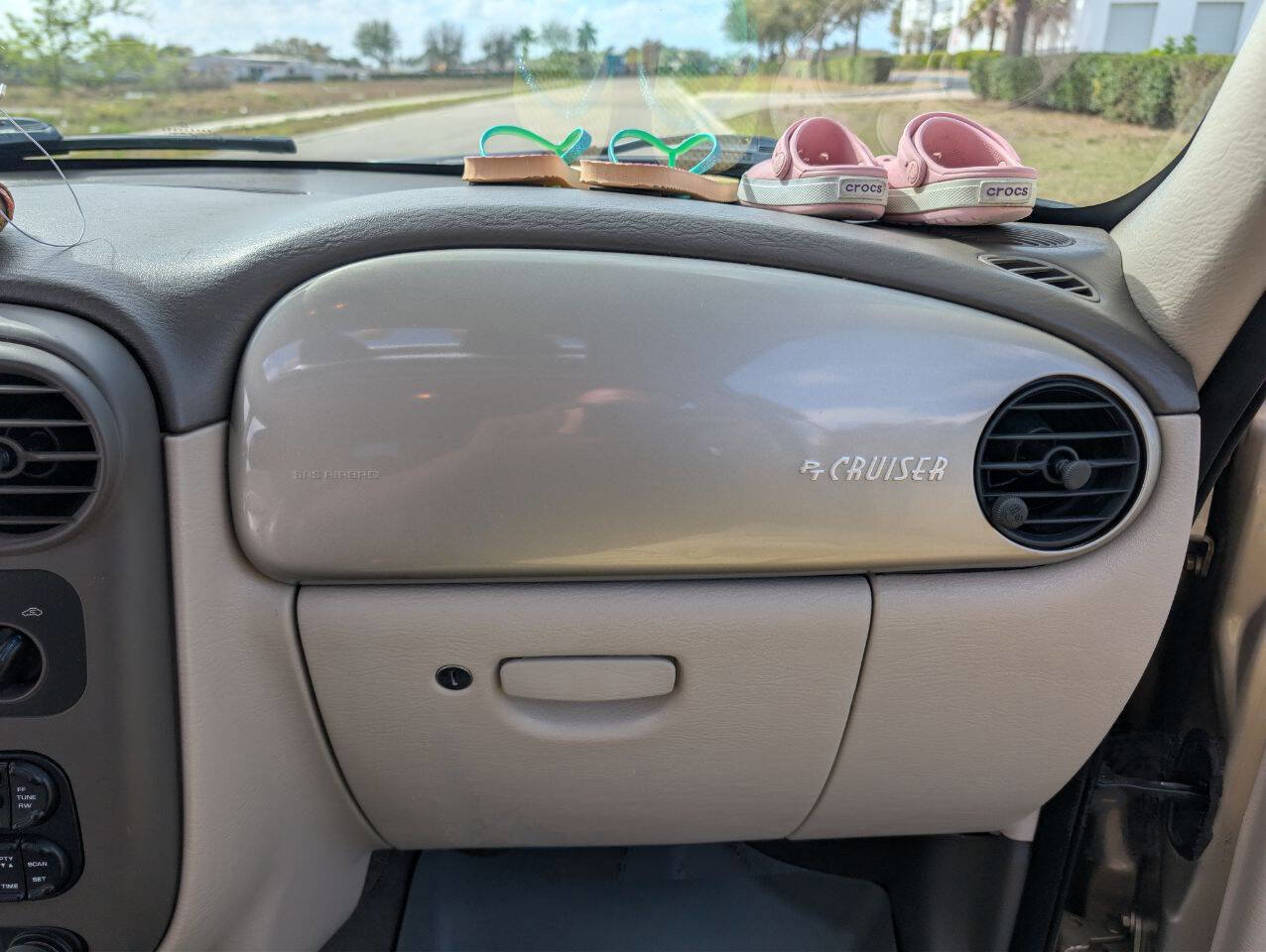 Used 2004 Chrysler PT Cruiser Limited image 26