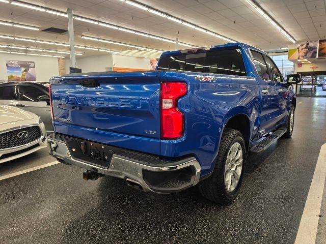 Used 2022 Chevrolet Silverado 1500 LTZ w/ Technology Package AWD/4WD image 5