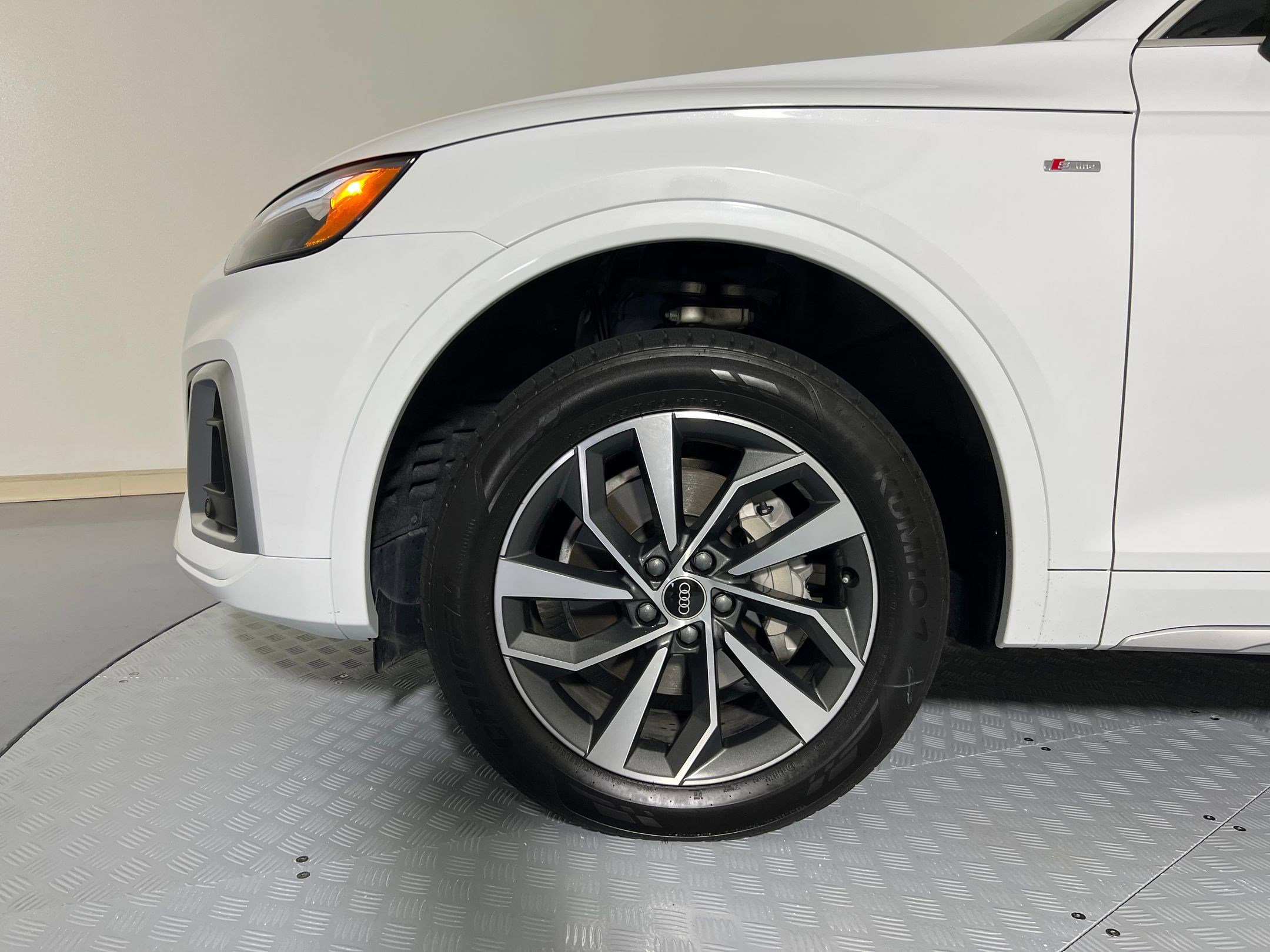 Used 2023 Audi Q5 2.0T Premium Plus image 10