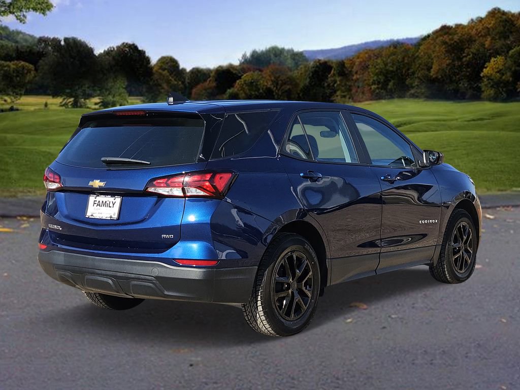 Used 2022 Chevrolet Equinox LS image 4