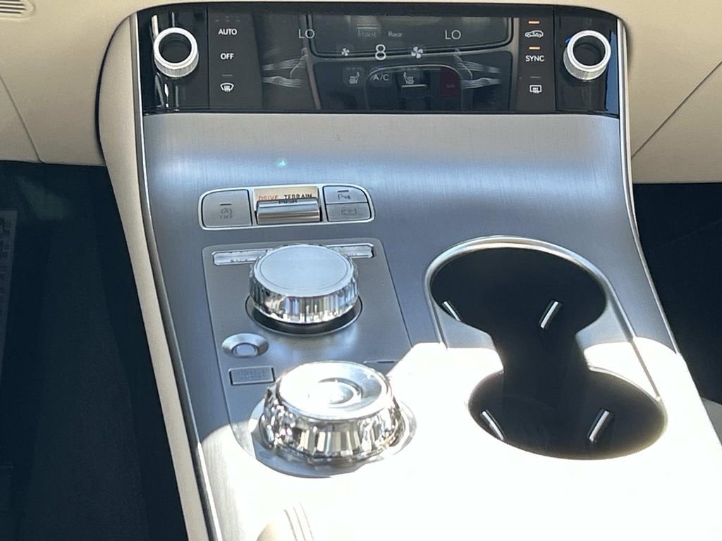 New 2026 Genesis GV70 2.5T Select image 26