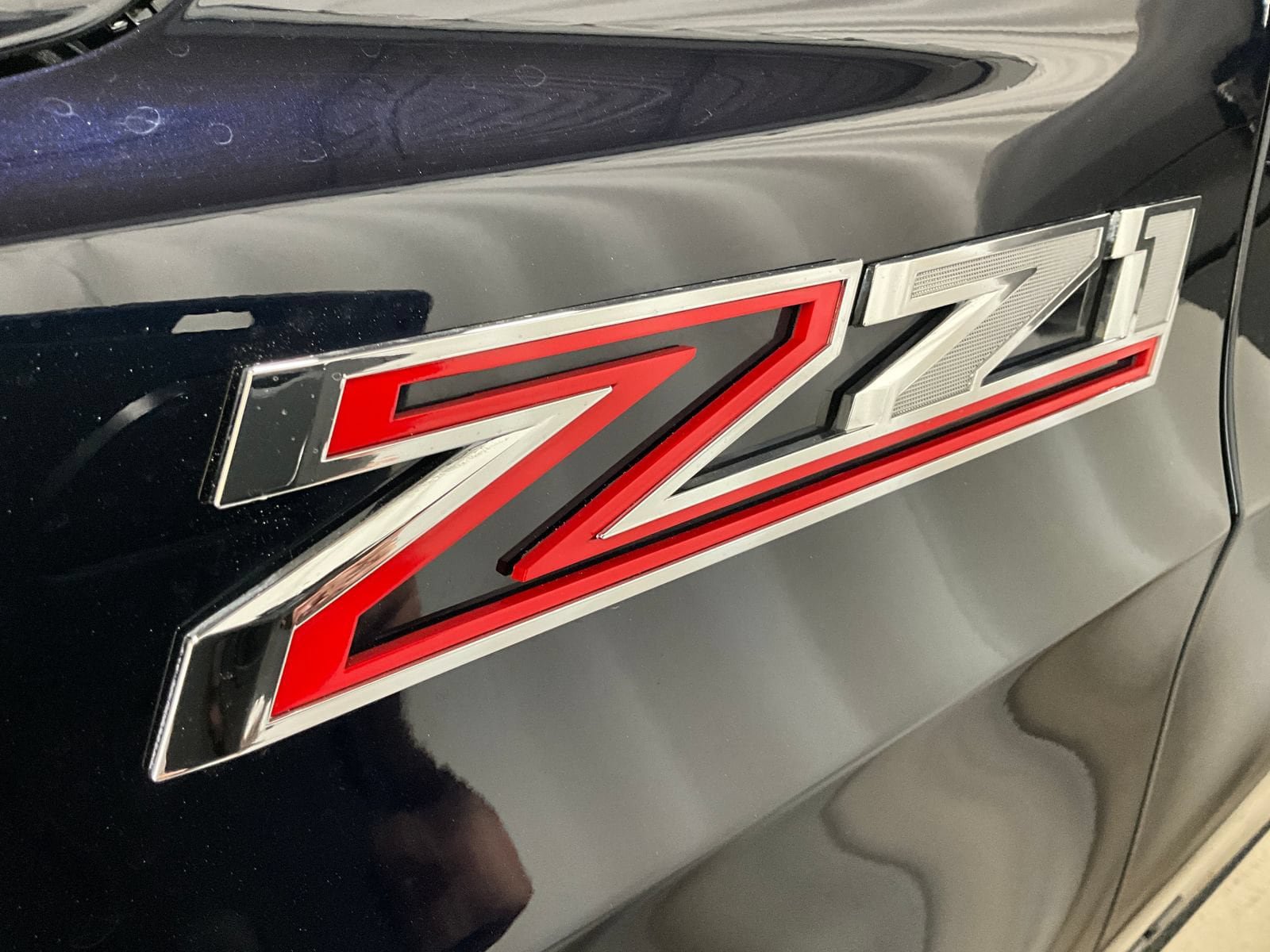 Used 2023 Chevrolet Tahoe Z71 w/ Z71 Off-Road Package AWD/4WD image 9