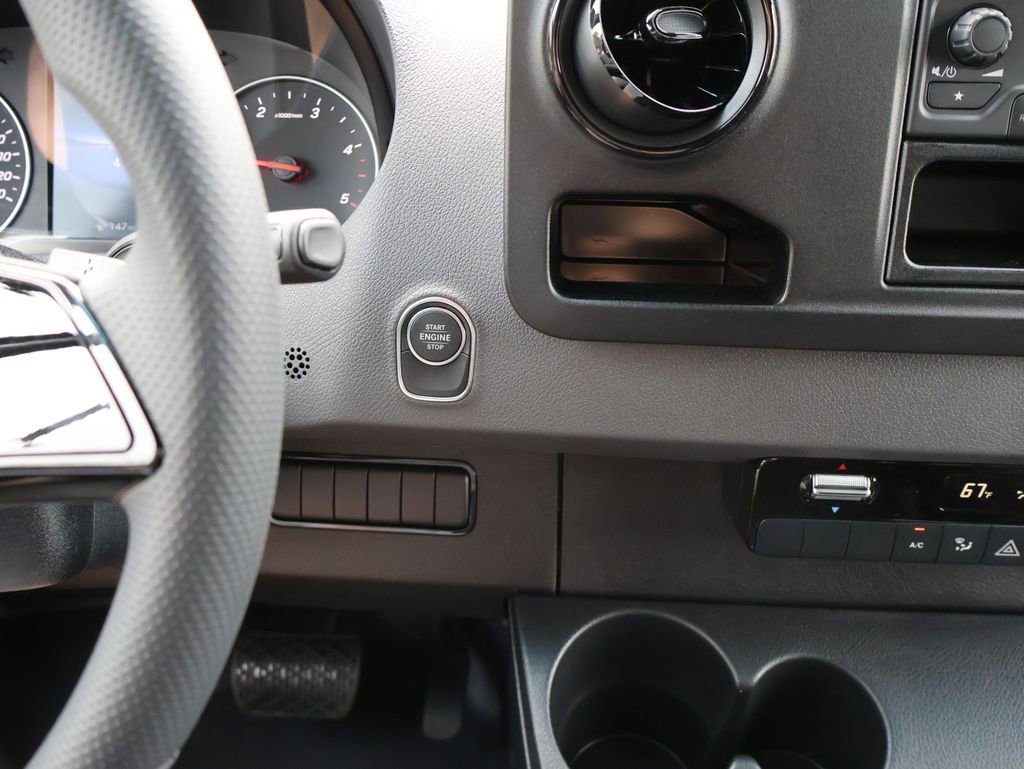 New 2026 Mercedes-Benz Sprinter 2500 image 34