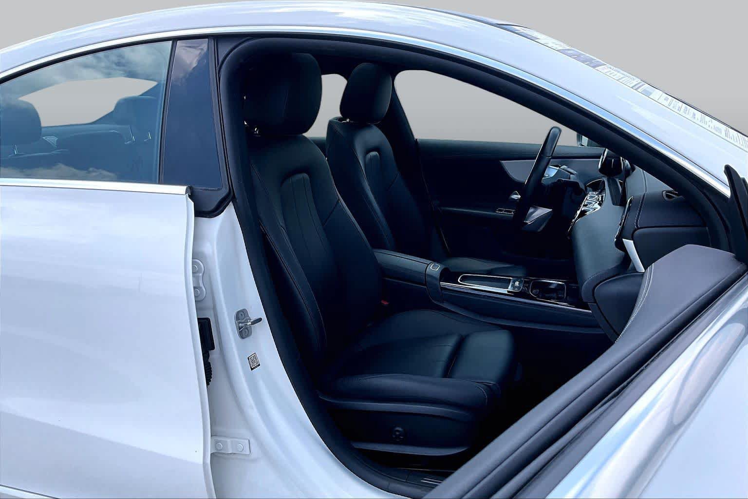 Used 2025 Mercedes-Benz CLA 250 image 9