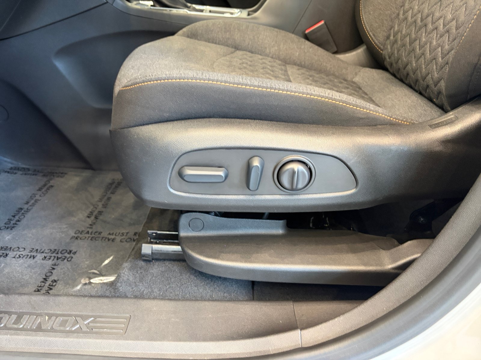 Used 2022 Chevrolet Equinox LT AWD/4WD image 15
