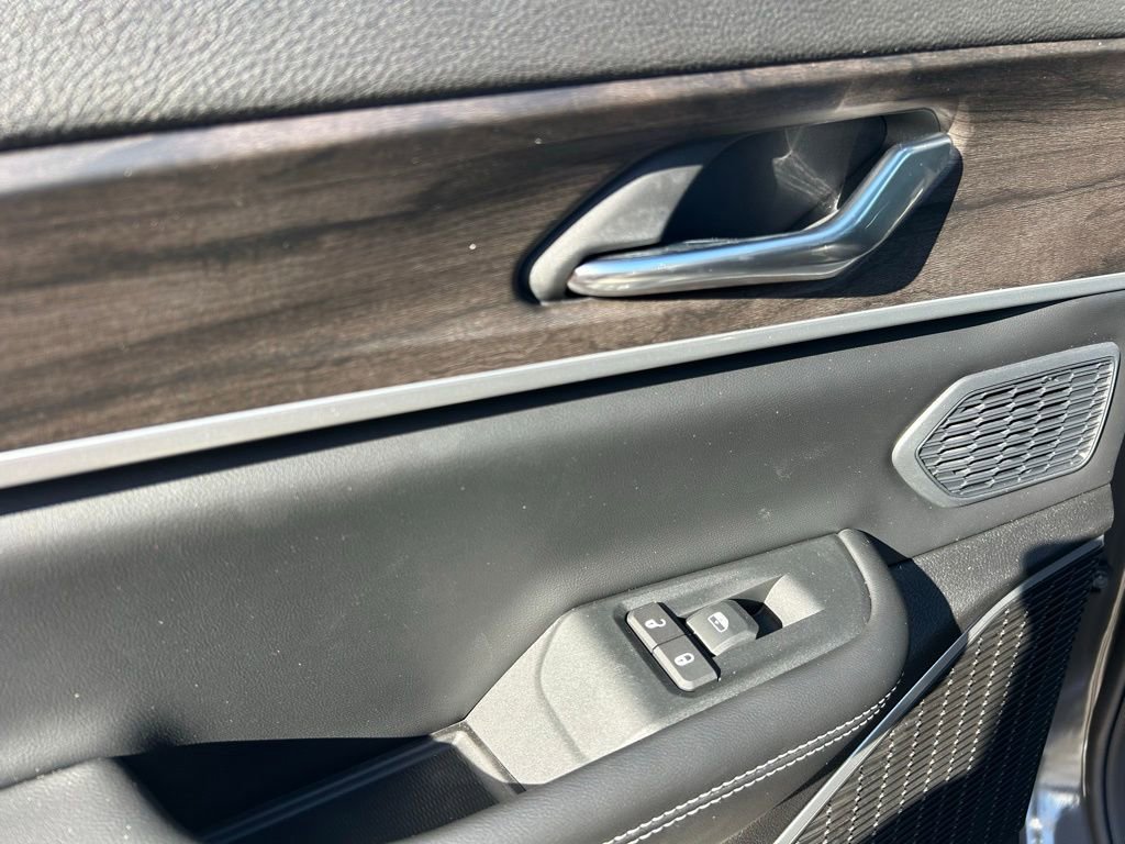 New 2026 Jeep Grand Cherokee Limited w/ Limited Altitude Package image 25