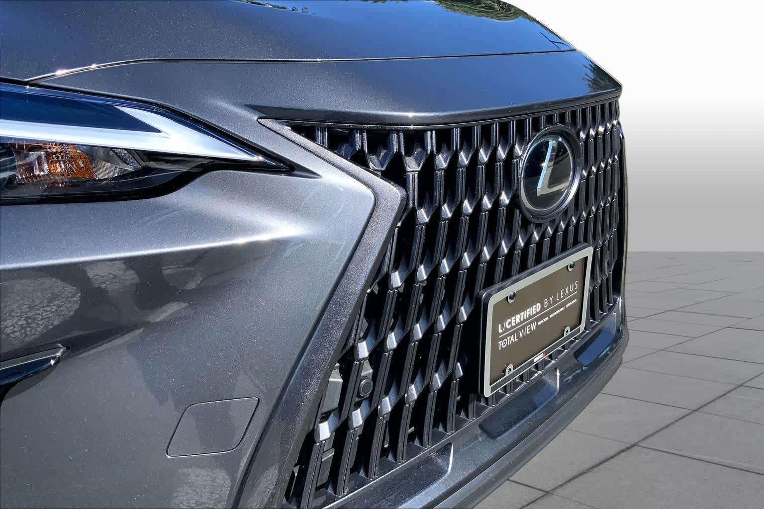 Certified 2026 Lexus NX 350h AWD w/ Accessory Package (Z1) image 30