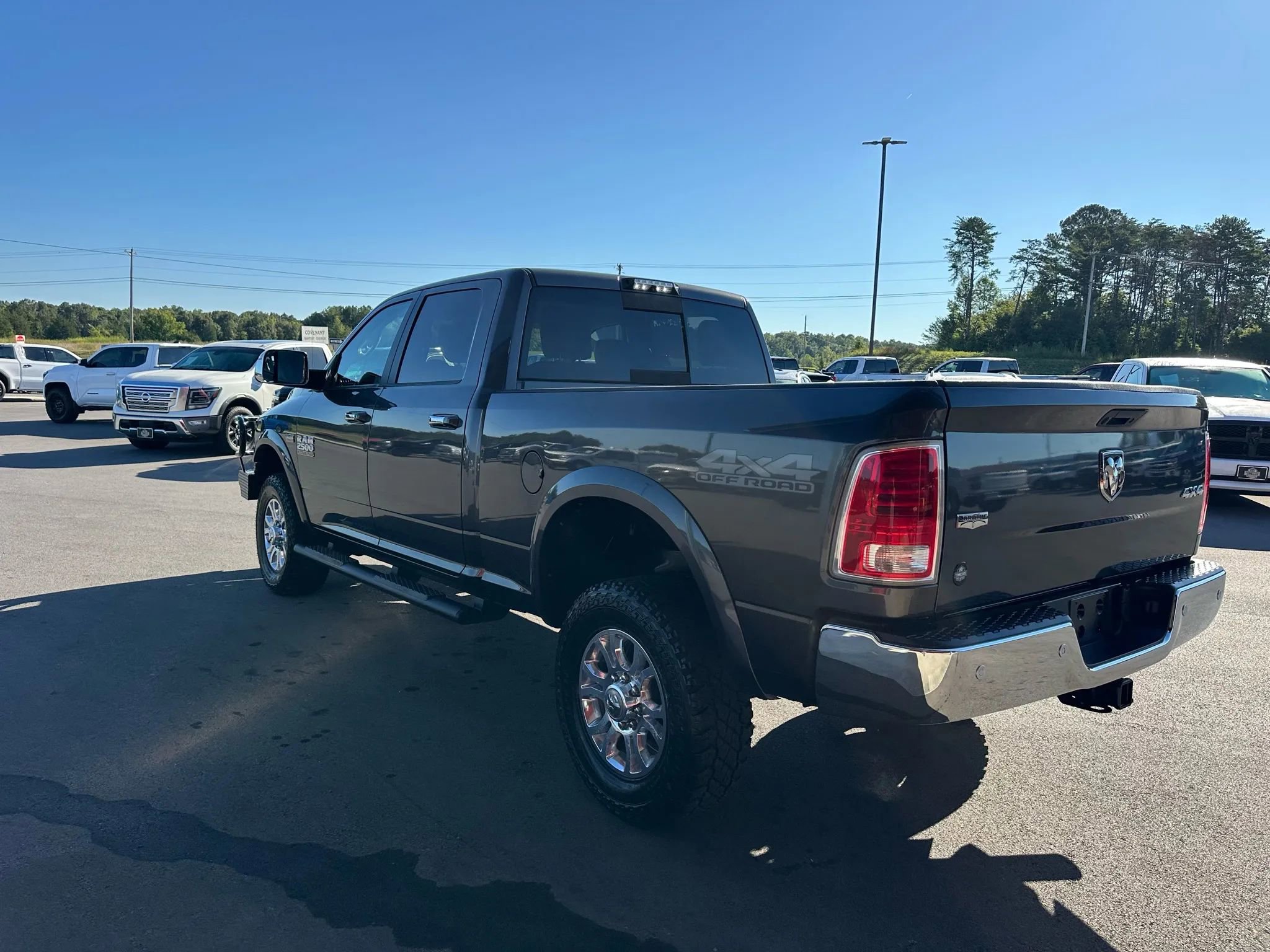 Used 2017 RAM 2500 Laramie image 4