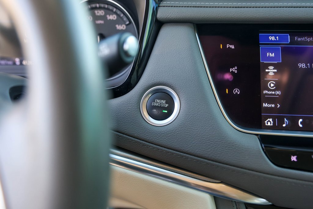 Certified 2021 Cadillac XT5 Premium Luxury image 18