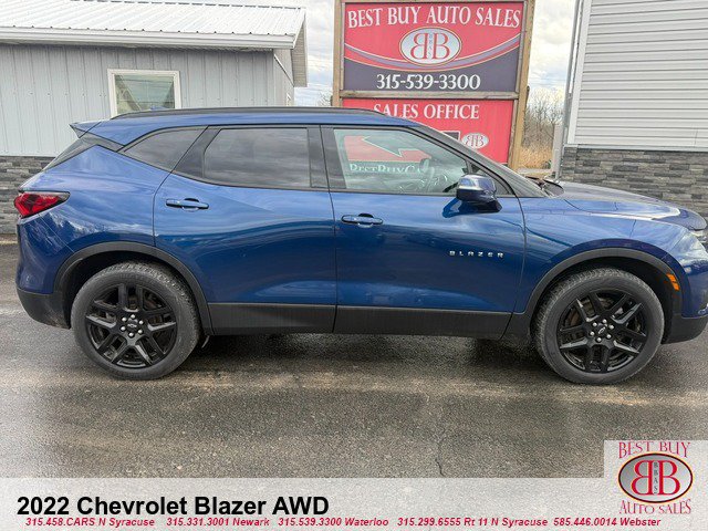 Used 2022 Chevrolet Blazer LT AWD/4WD image 2