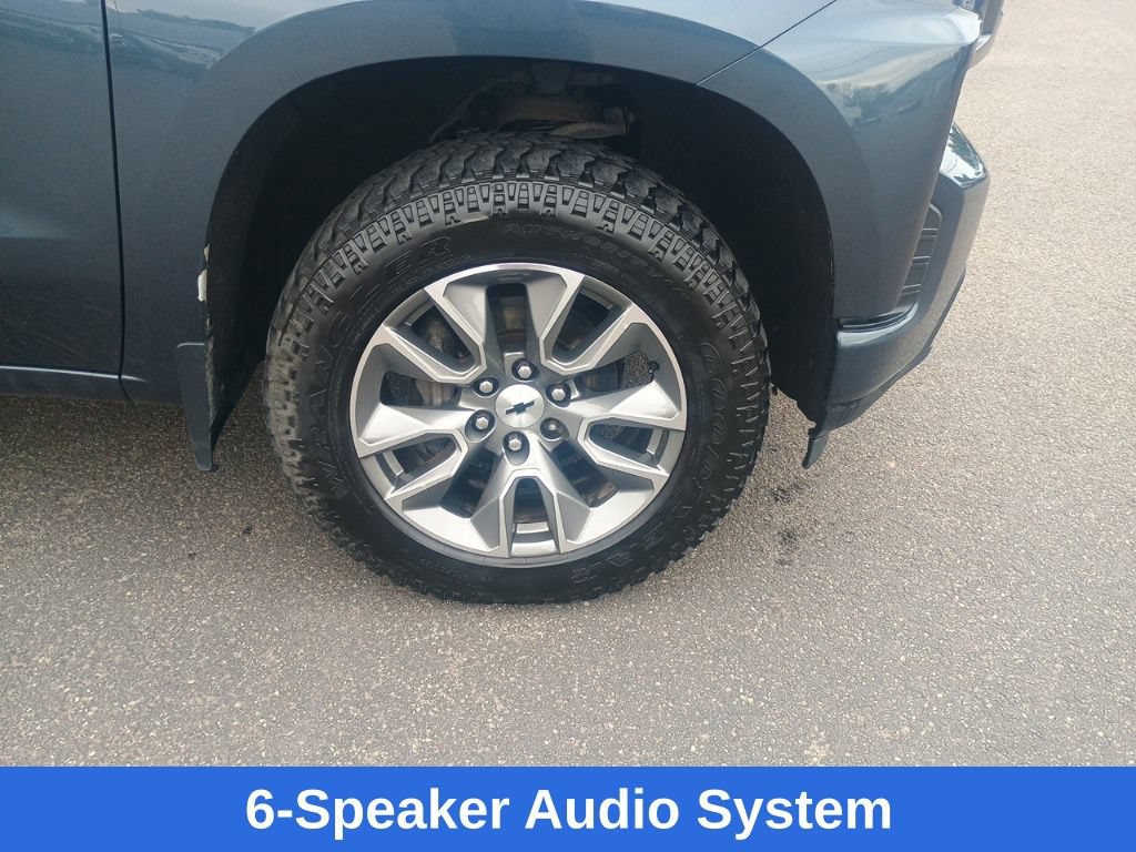 Used 2020 Chevrolet Silverado 1500 RST w/ RST Value Package AWD/4WD image 11
