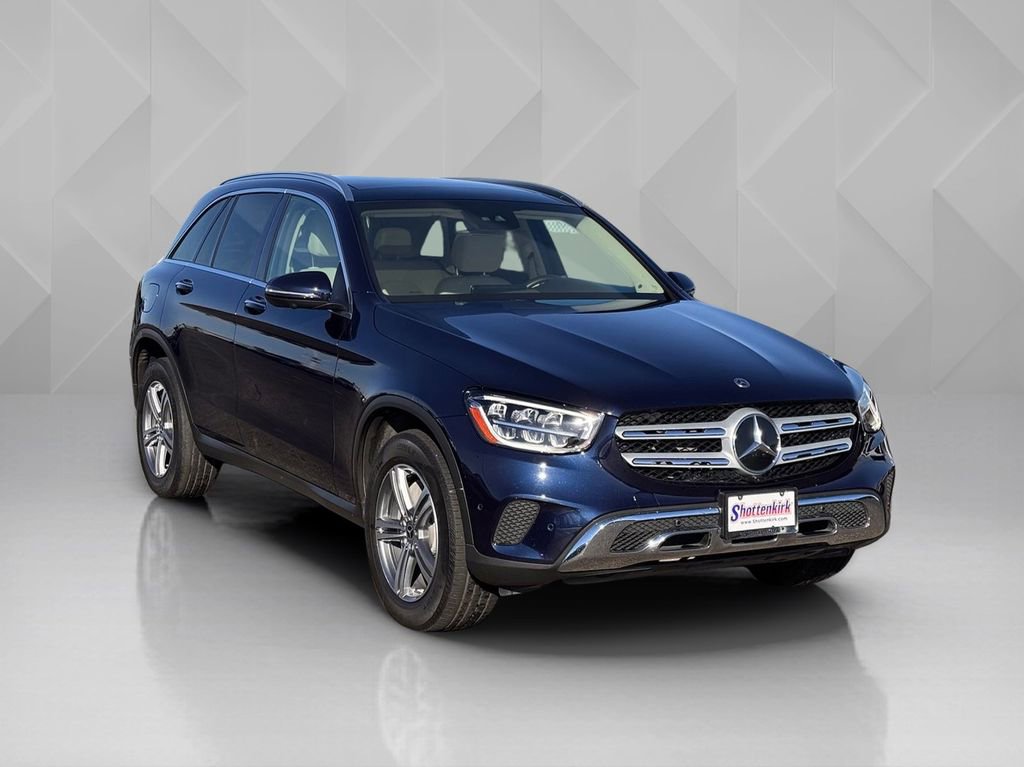 Used 2022 Mercedes-Benz GLC 300 image 3