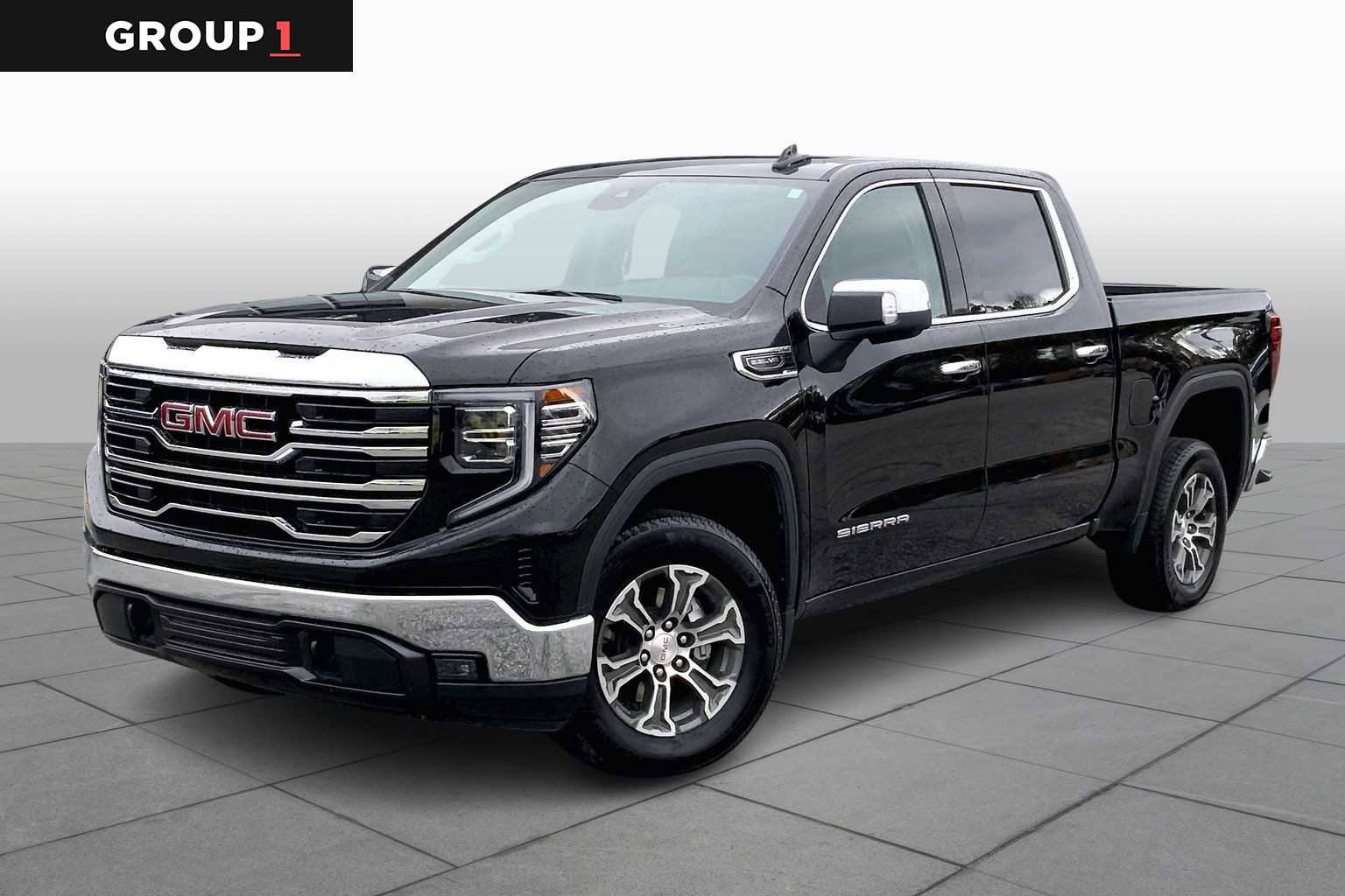 Used 2025 GMC Sierra 1500 SLT image 1