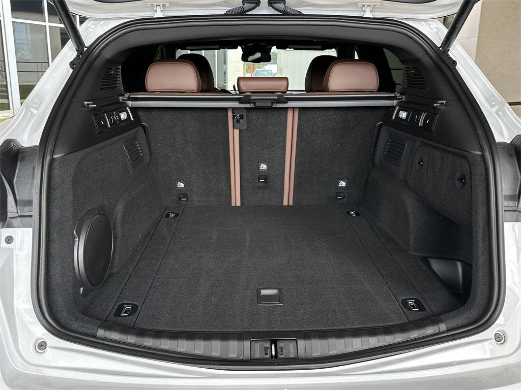 Used 2024 Alfa Romeo Stelvio Ti image 32