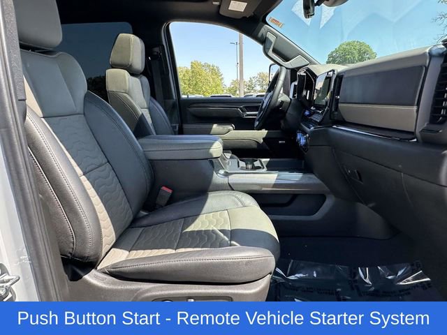 Used 2024 Chevrolet Silverado 2500 ZR2 w/ Technology Package AWD/4WD image 19