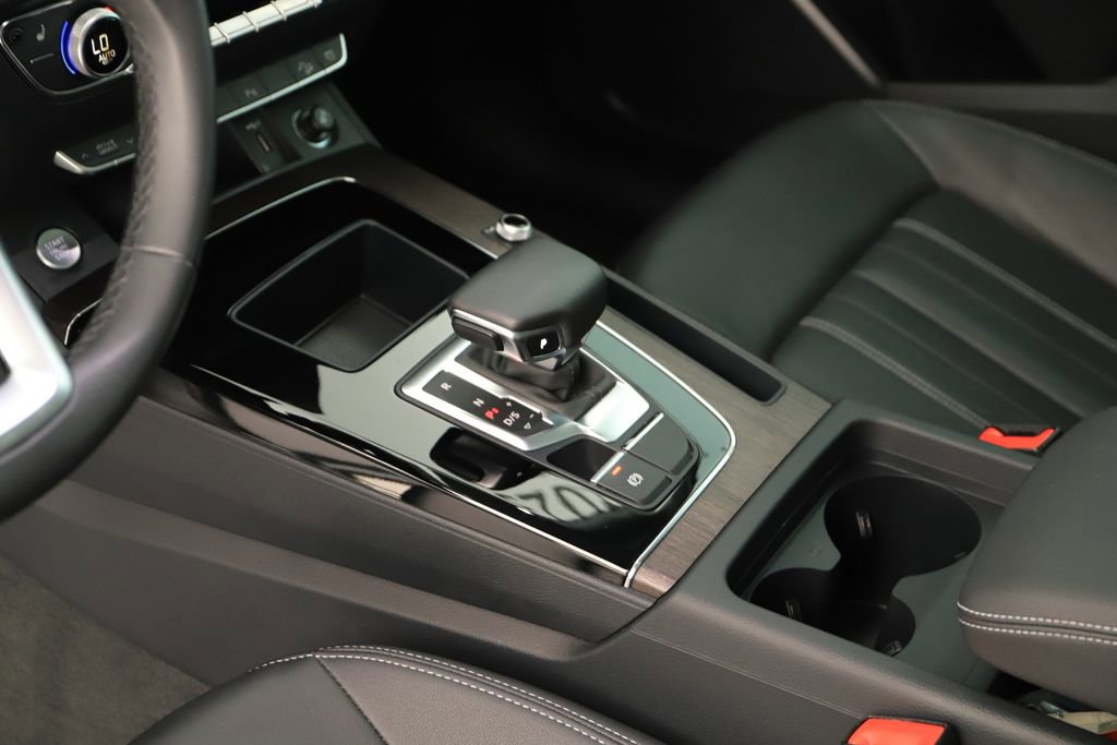 Certified 2023 Audi Q5 2.0T Premium w/ Convenience Package image 17