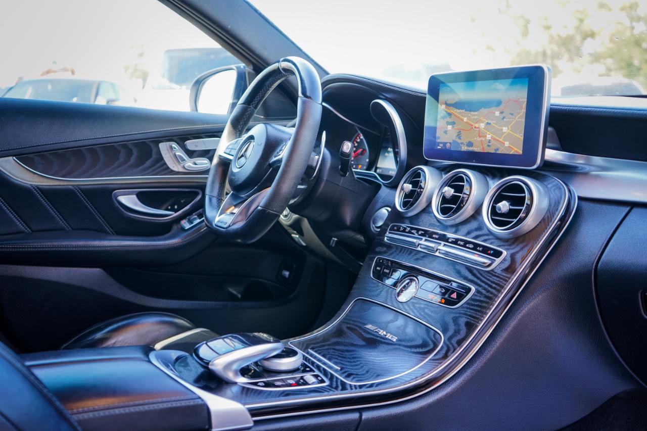 Used 2015 Mercedes-Benz C 63 AMG S image 12