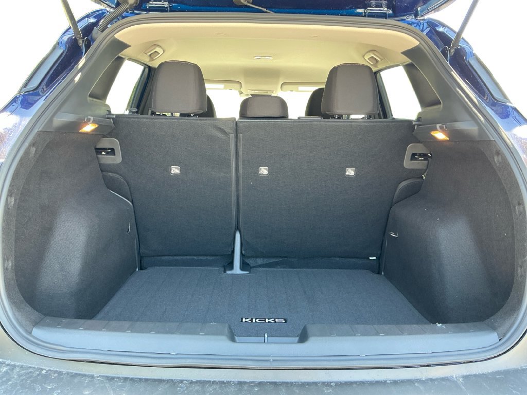 New 2027 Nissan Kicks SV w/ Cold Weather Package FWD image 14