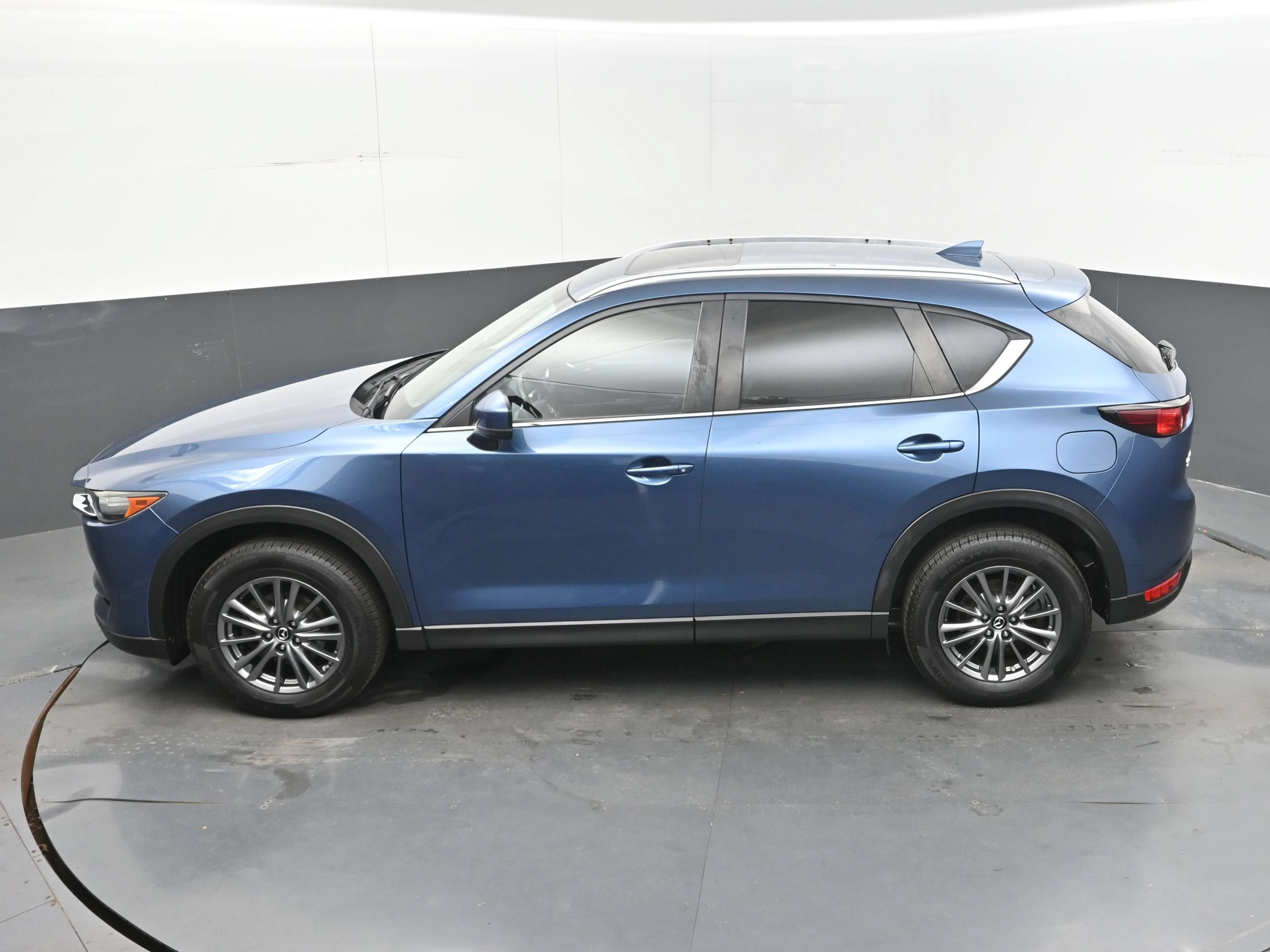 Used 2017 MAZDA CX-5 Touring w/ Preferred Equipment Package AWD/4WD image 35