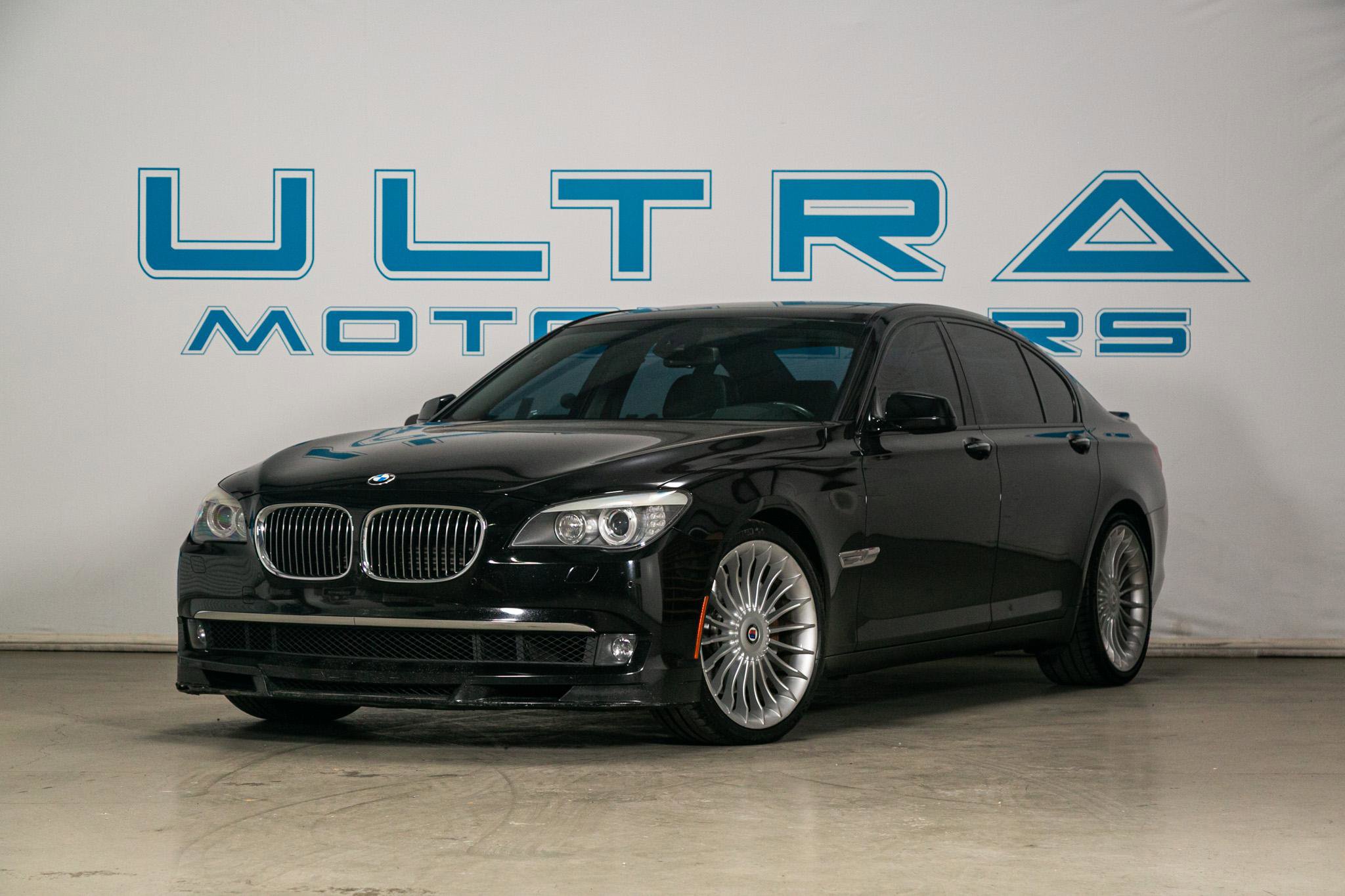 Used 2012 BMW ALPINA B7 ALPINA B7 xDrive Sedan image 3