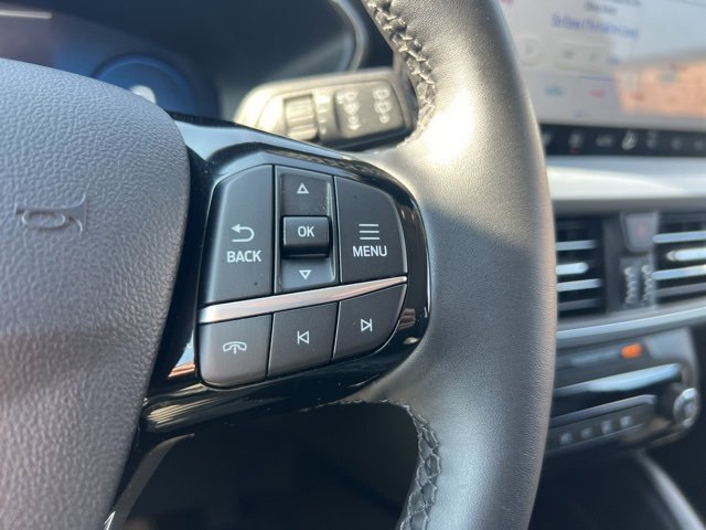 Certified 2024 Ford Escape Platinum image 11