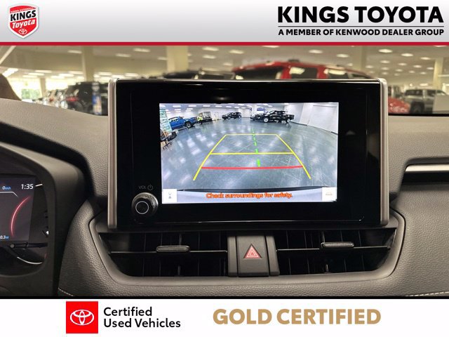 Used 2024 Toyota RAV4 LE AWD/4WD image 16