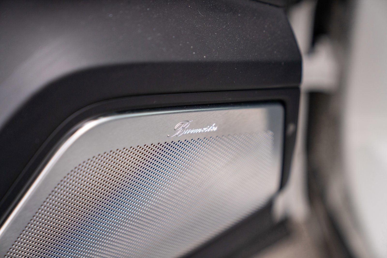 Certified 2025 Porsche Cayenne Turbo image 11