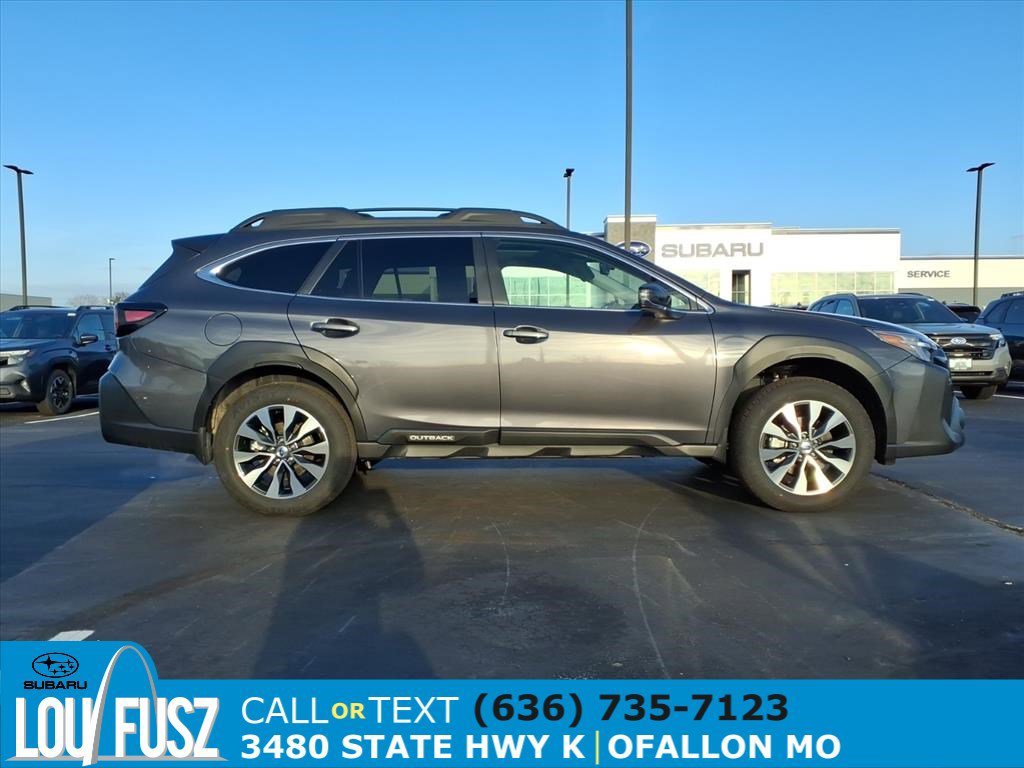 Used 2025 Subaru Outback Limited image 28