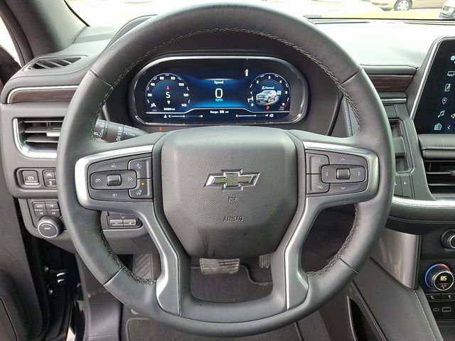 Used 2024 Chevrolet Tahoe Z71 w/ Luxury Package image 17