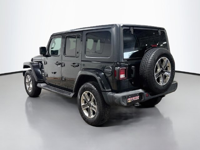 Used 2020 Jeep Wrangler Unlimited Sahara AWD/4WD image 9
