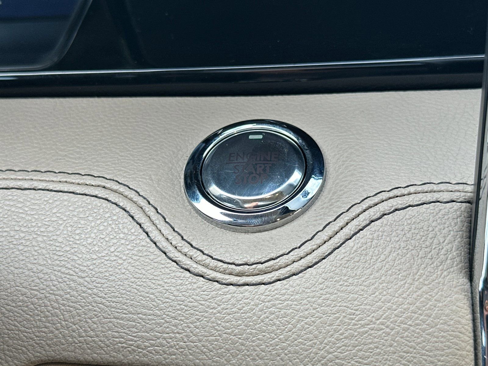 Used 2024 Lincoln Navigator L Reserve AWD/4WD image 28