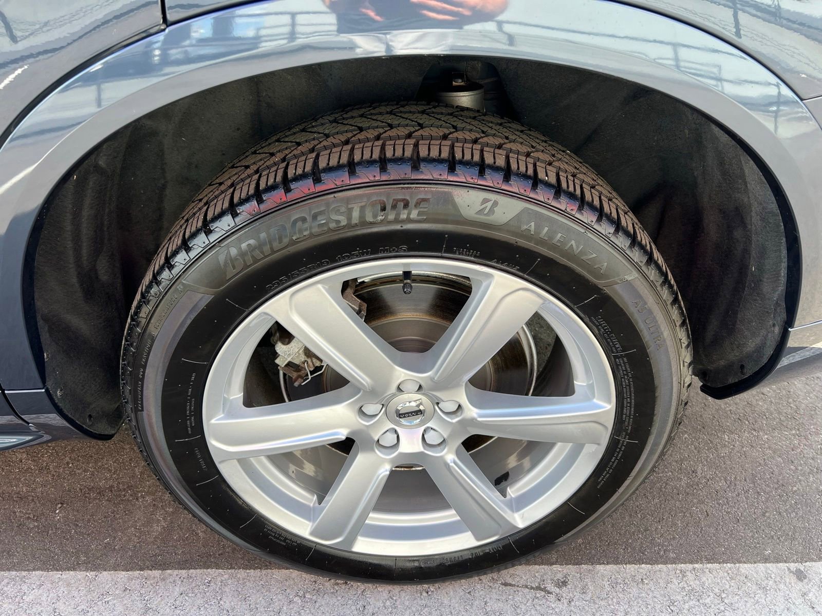 Used 2023 Volvo XC90 B5 Core AWD/4WD image 14
